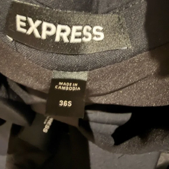 Express Men’s Slim Black Suit - Jacket 36S/Pants 28x30 - Picture 3 of 3